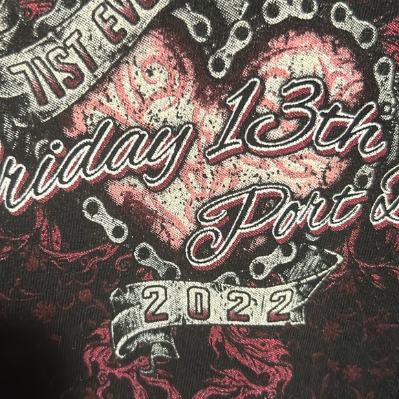 NWOT Friday the 13th Gildan shirt - Picture 3 of 8